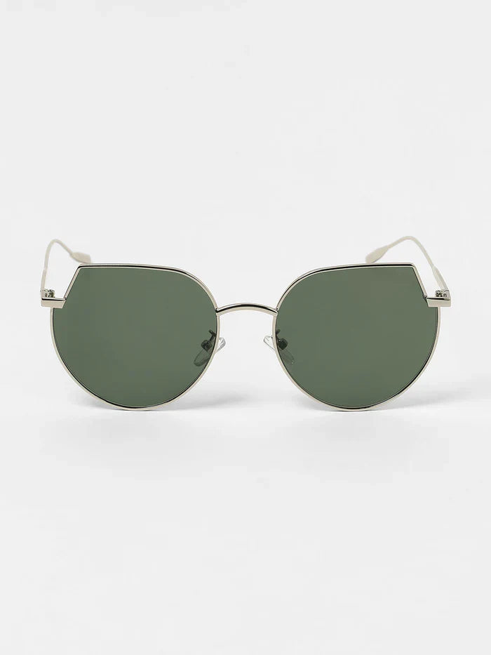 The Curved Cateye Sunglasses - Space Grey